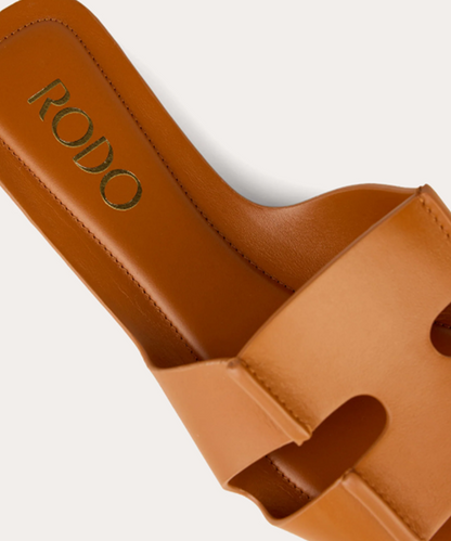 RODO Sellier Laser-Cut Leather Sandal